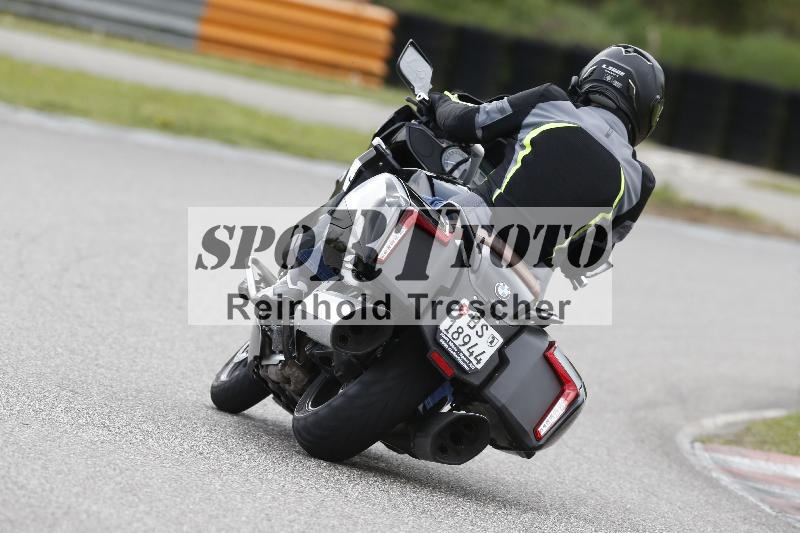 /Archiv-2025/09 22.04.2025 Cornu Master School ADR/rot-rouge/6